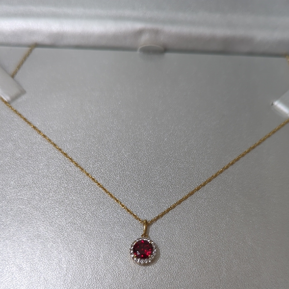 Gold Necklace with Garnet Pendant